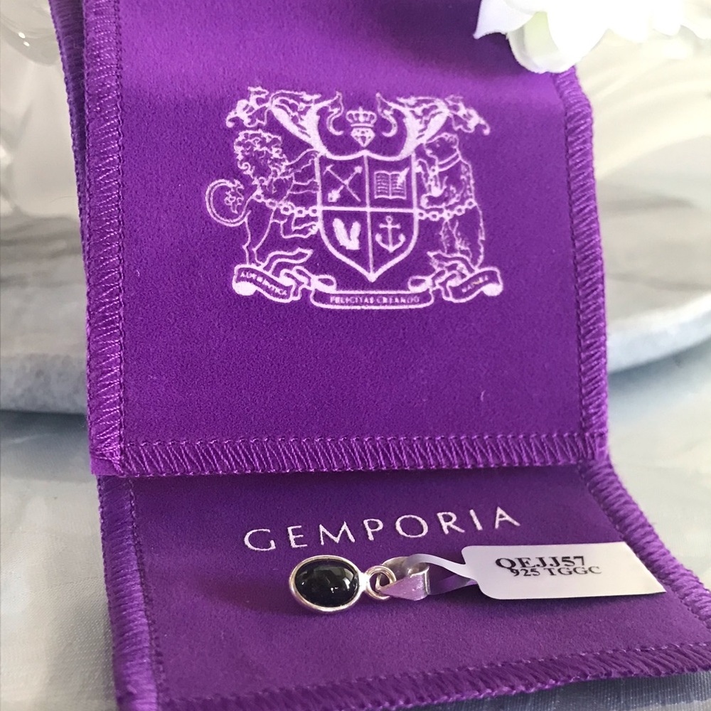 Gemporia Necklace Charm